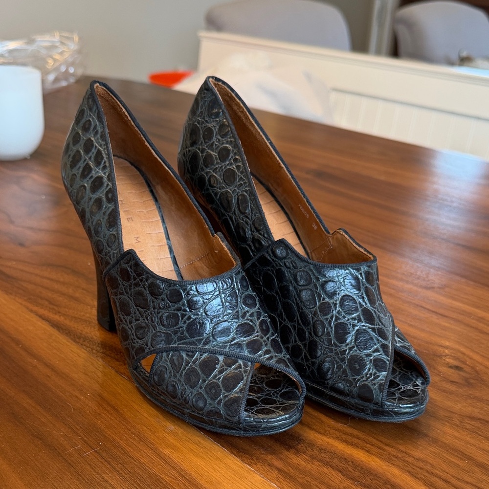 Chie Mihara Black Croc-Embossed Peep-Toe Heels